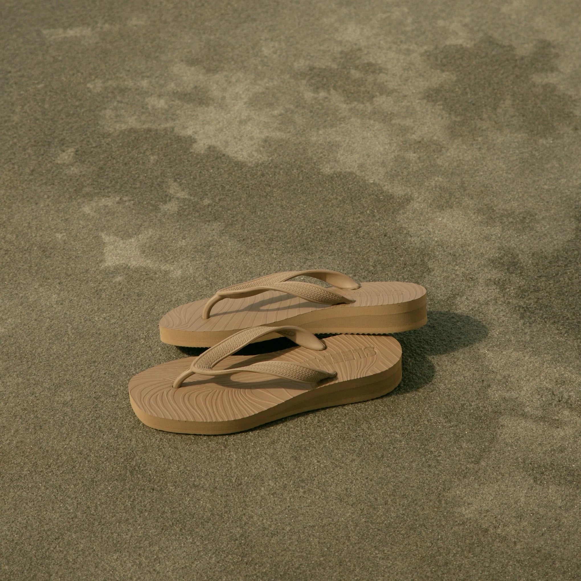 Sleepers Eco-Friendly Sandal Tapered Platform Sand